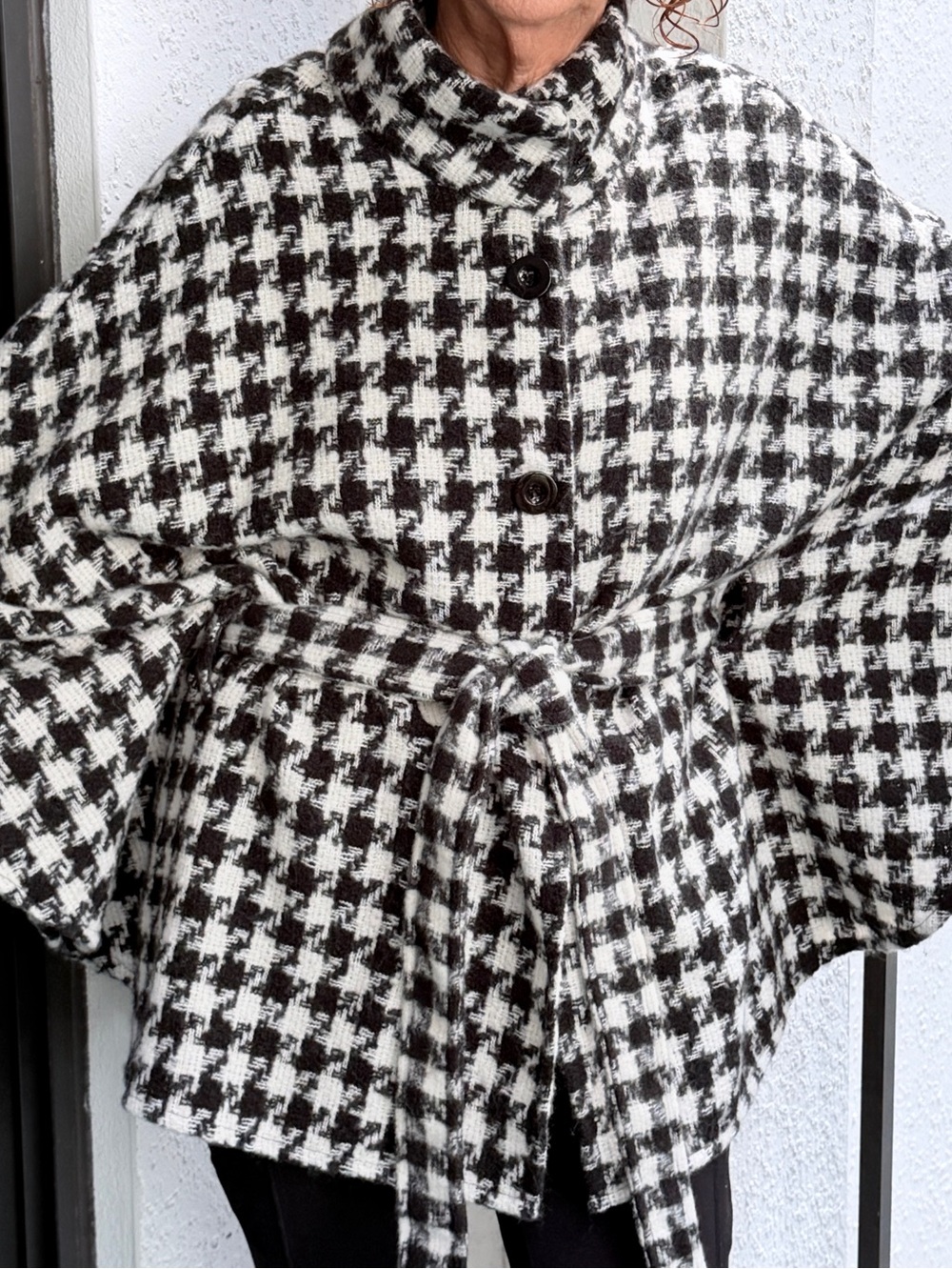 Juicy Couture Black & White Houndstooth Belted Poncho